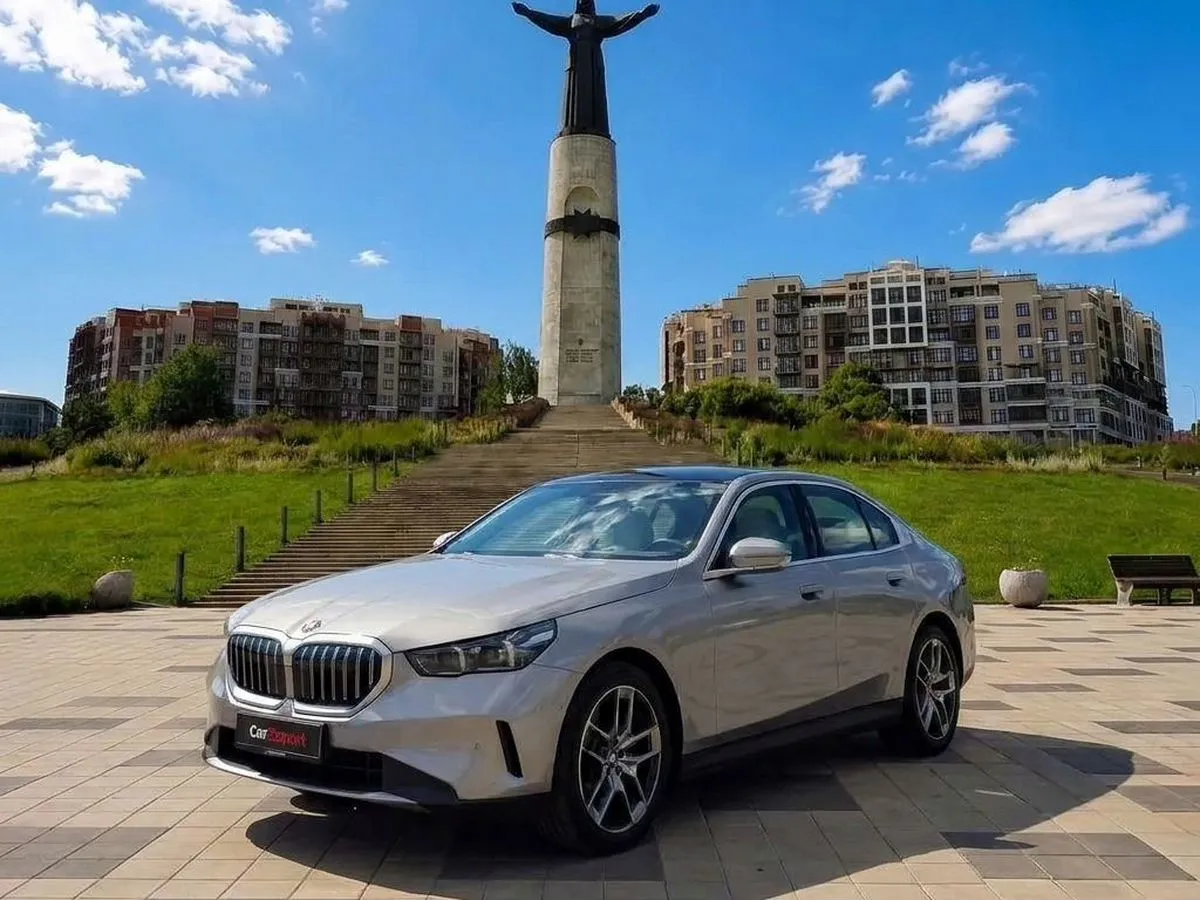 BMW 5 серии, 2024